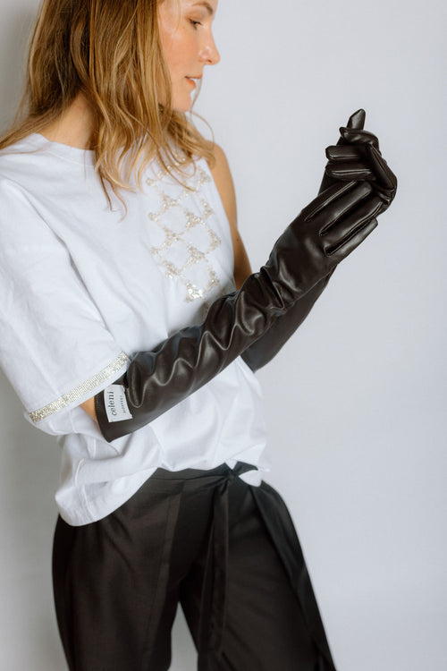 Adonis gloves