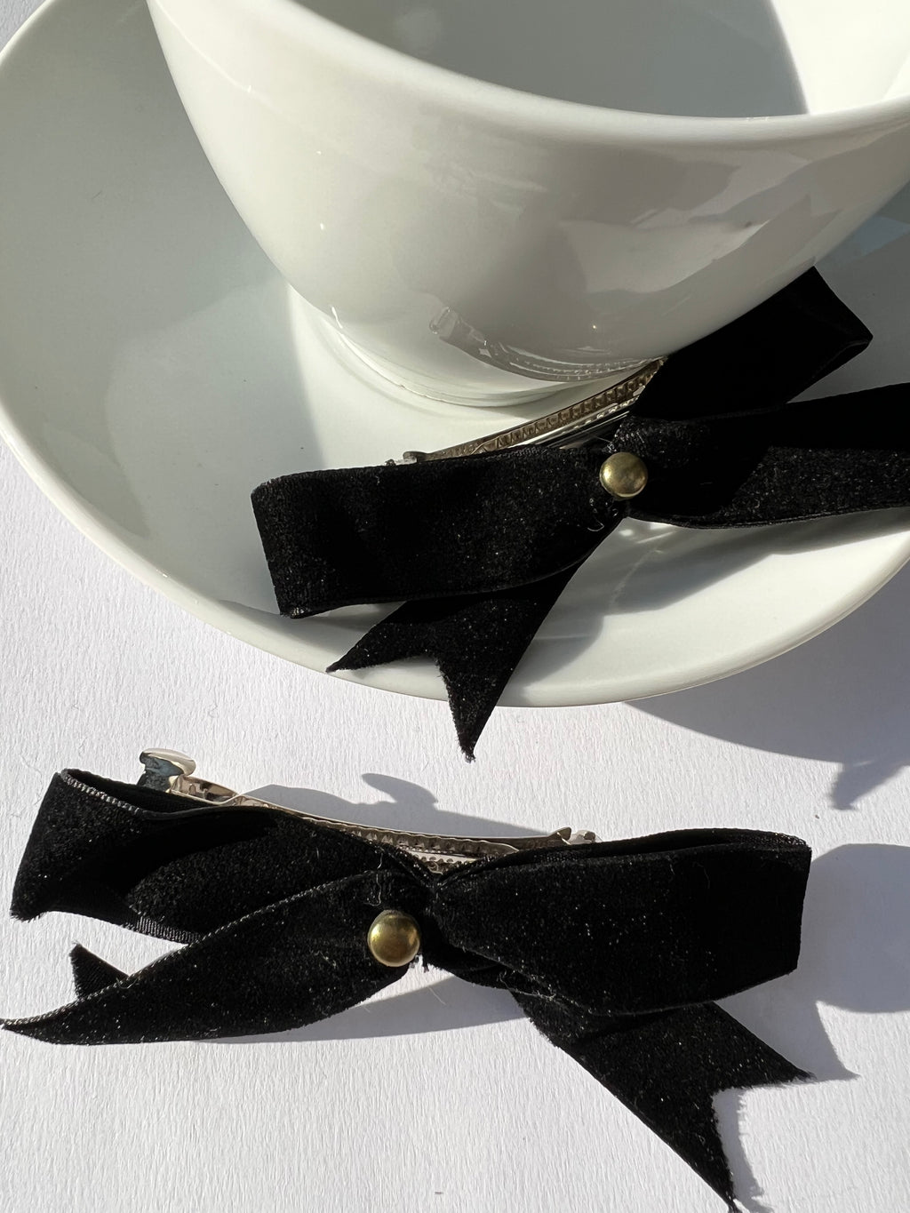 Velvet Bow Hairclip
